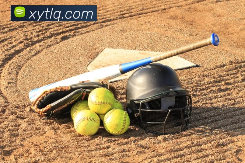 尤文球迷致敬C罗为奥斯梅恩送掌声但签约难度大增